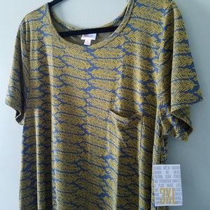LuLaRoe | Carly Dress NWT 3XL 🦄 feathers jacquard